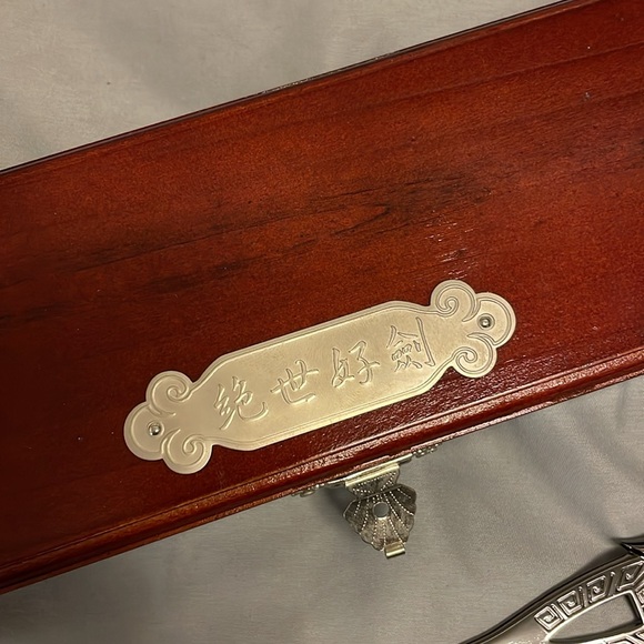 Metal toy figure miniature sword - Picture 2 of 9